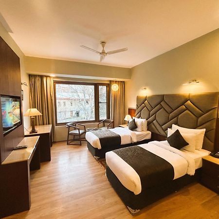 Hotel The Kargil Esterno foto