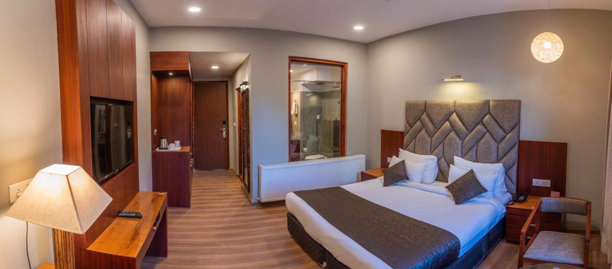 Hotel The Kargil Esterno foto